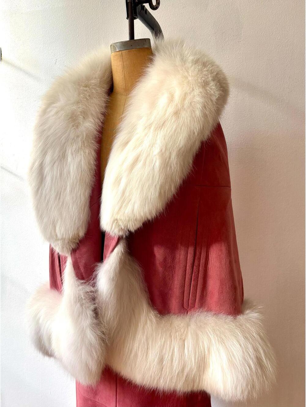 Vintage 1960s Pink Suede Fox Fur Collar Cape Coat Skirt Suit Ensemble - Picture 4 of 9